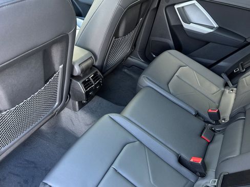 New 2025 Audi Q3 2.0T Premium image 9
