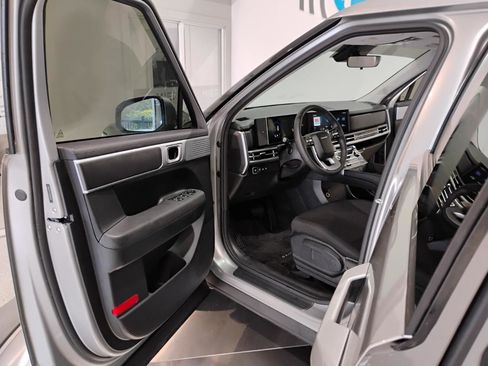 Used 2024 Hyundai Santa Fe SE image 8