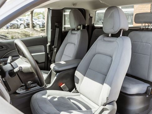 Used 2020 Chevrolet Colorado W/T w/ WT Convenience Package image 7