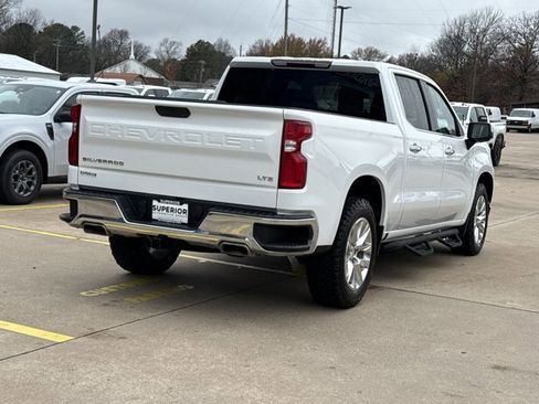 Used 2020 Chevrolet Silverado 1500 LTZ image 3