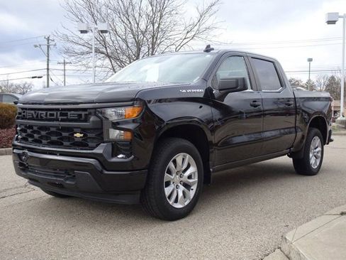 Certified 2022 Chevrolet Silverado 1500 Custom AWD/4WD image 6