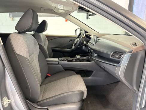 Used 2021 Nissan Rogue S image 14