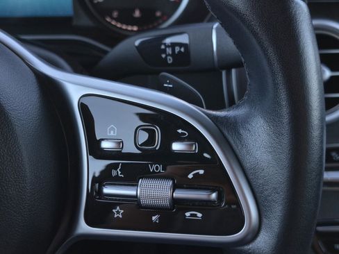 Used 2022 Mercedes-Benz GLC 300 image 15