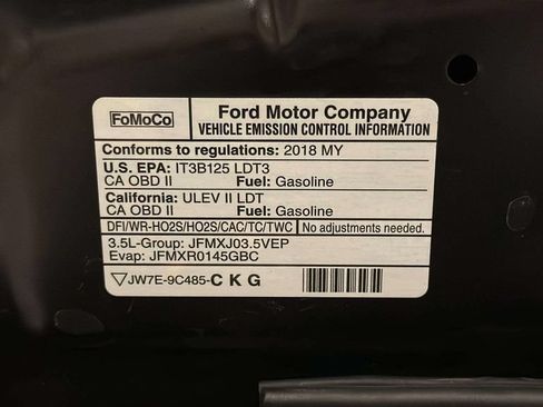 Used 2018 Ford Explorer Sport AWD/4WD image 40