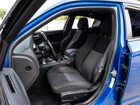 Used 2022 Dodge Charger R/T w/ Blacktop Package RWD image 36