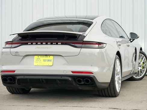 Used 2021 Porsche Panamera 4S image 5