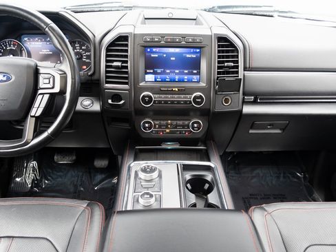 Used 2020 Ford Expedition Limited w/ Equipment Group 303A image 24