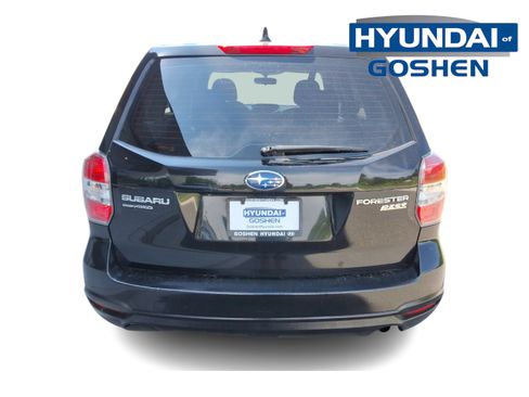 Used 2016 Subaru Forester 2.5i AWD/4WD image 7