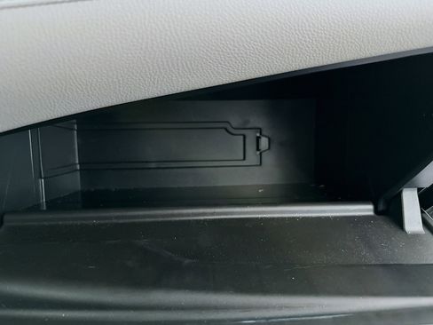 Used 2023 Toyota Camry LE image 31