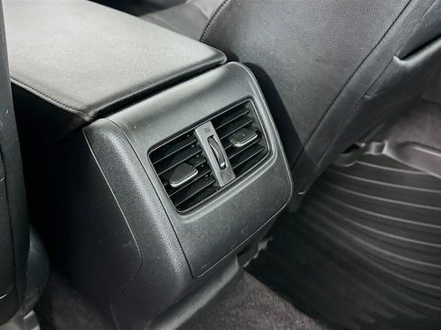 Used 2019 Honda Accord Touring image 27