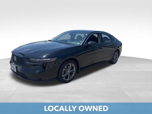 Used 2024 Honda Accord EX image 4