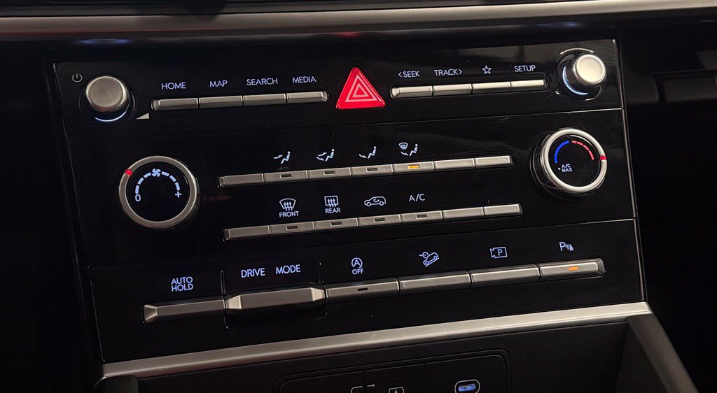Certified 2024 Hyundai Santa Fe SE FWD image 20