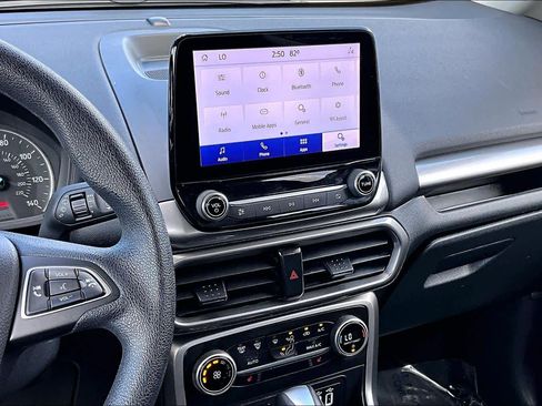 Used 2021 Ford EcoSport SE image 6