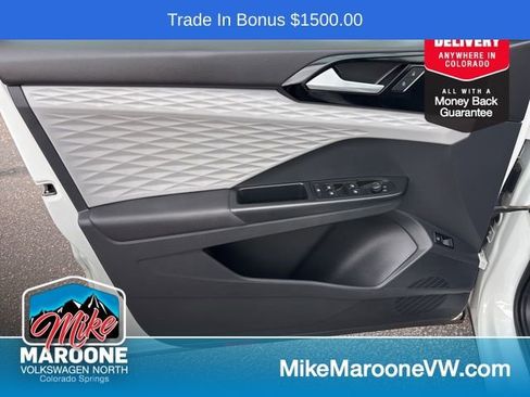 Used 2023 Volkswagen Taos S image 12