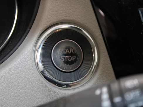 Used 2020 Nissan Rogue Sport SV FWD image 24