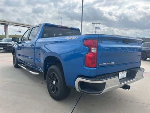 Used 2024 Chevrolet Silverado 1500 LT AWD/4WD image 6