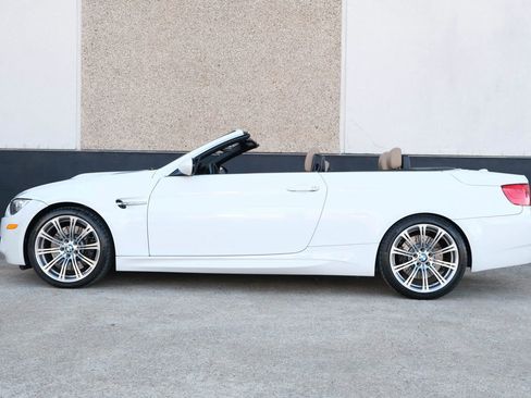 Used 2013 BMW M3 Convertible RWD image 5