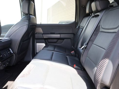 Used 2022 Ford F150 Raptor w/ Equipment Group 801A High AWD/4WD image 18
