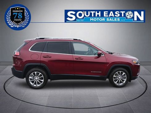 Used 2019 Jeep Cherokee Latitude Plus image 8