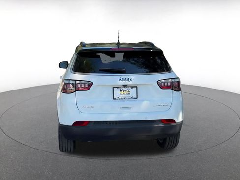 Used 2025 Jeep Compass Limited image 12