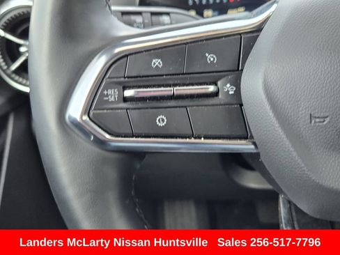 Used 2025 Chevrolet Equinox LT AWD/4WD image 24