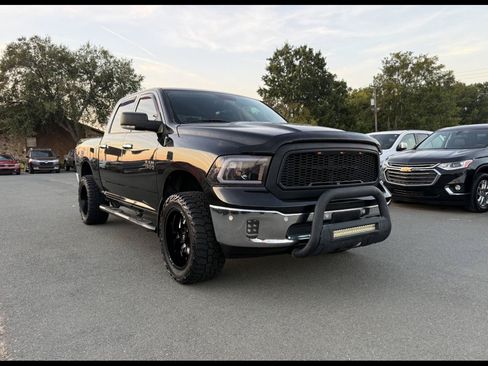 Used 2018 RAM 1500 Big Horn AWD/4WD image 1