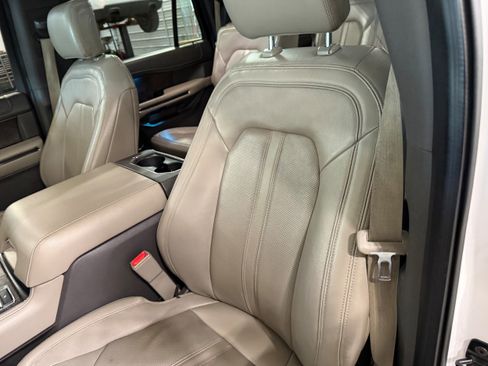 Used 2018 Ford Expedition Max Limited w/ Equipment Group 301A AWD/4WD image 52