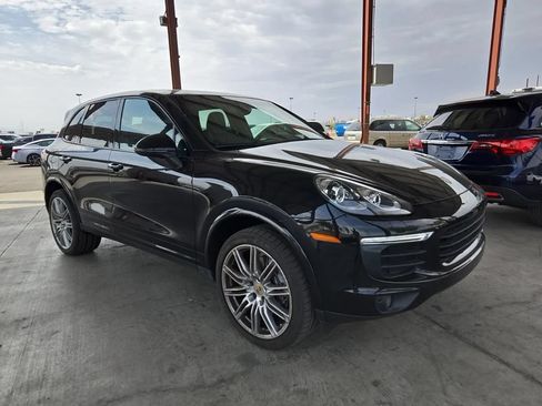 Used 2018 Porsche Cayenne Platinum Edition AWD/4WD image 5