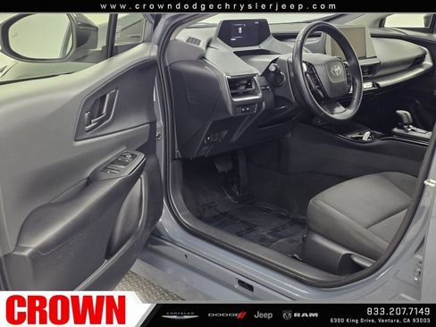 Used 2024 Toyota Prius LE FWD image 22