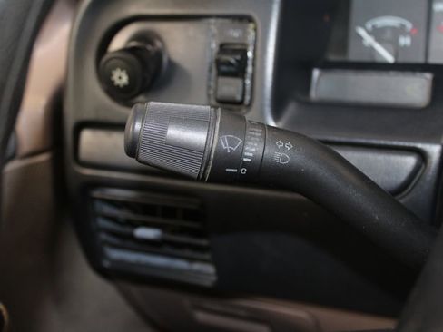 Used 1997 Ford F350 XLT image 38