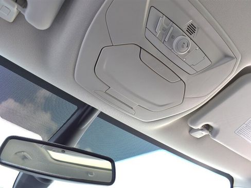 Used 2013 Ford C-MAX SEL FWD image 20