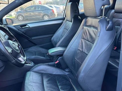 Used 2012 Volkswagen GTI 2-Door image 12