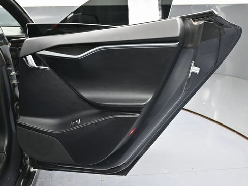 Used 2021 Tesla Model S Long Range image 40