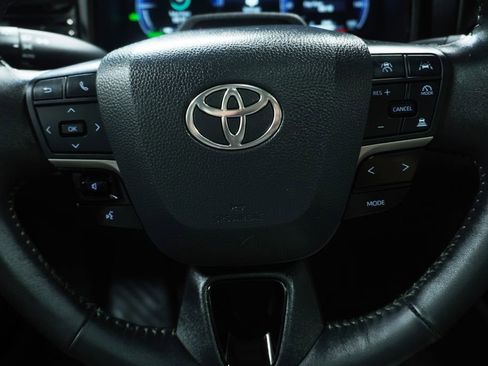 Used 2026 Toyota Camry XLE w/ Premium Plus Package AWD/4WD image 17