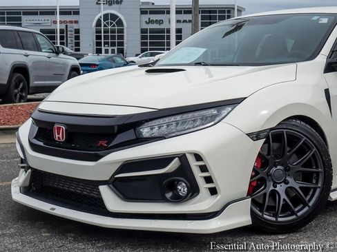 Used 2021 Honda Civic Type R image 3