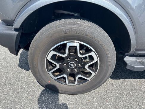 Used 2022 Ford Bronco Outer Banks AWD/4WD image 13