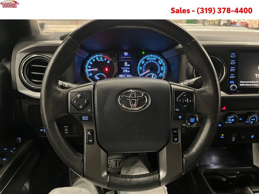 Certified 2020 Toyota Tacoma TRD Sport w/ Technology Package AWD/4WD image 15