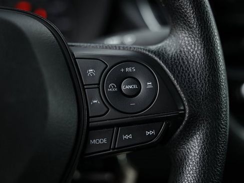 Used 2024 Toyota Corolla LE image 33