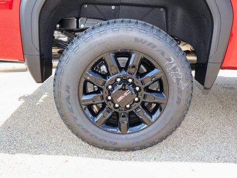 New 2026 GMC Sierra 3500 AT4 w/ AT4 Premium Plus Package AWD/4WD image 36
