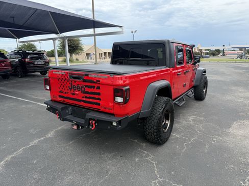 Used 2020 Jeep Gladiator Sport w/ Quick Order Package 24S AWD/4WD image 4