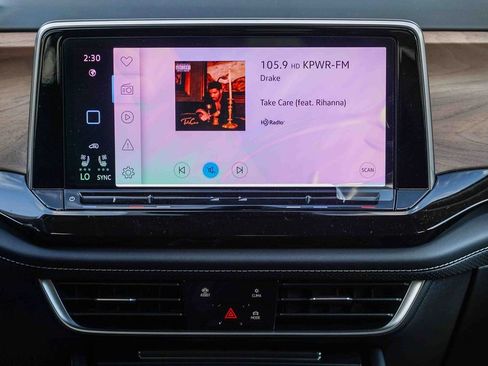 New 2026 Volkswagen Atlas SE image 17