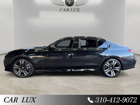 Used 2023 BMW 740i RWD image 2