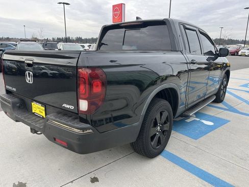 Used 2018 Honda Ridgeline Black Edition image 4