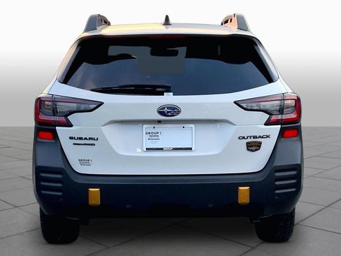 Used 2025 Subaru Outback Wilderness AWD/4WD image 8