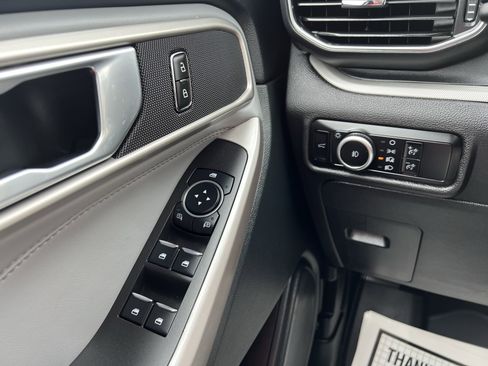 Used 2023 Ford Explorer XLT w/ Equipment Group 202A image 42