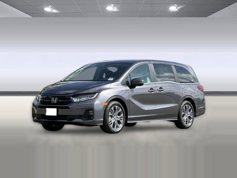 New 2026 Honda Odyssey Touring image 2