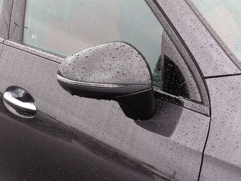 Used 2024 Mercedes-Benz GLC 43 AMG 4MATIC image 11