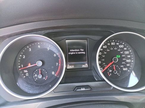 Used 2021 Volkswagen Tiguan S image 23