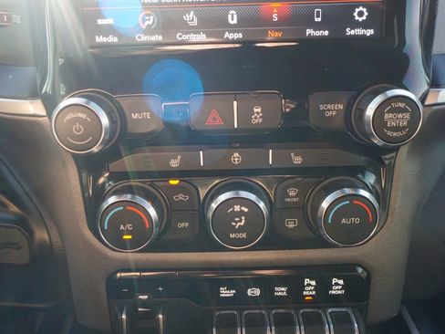 Used 2021 RAM 2500 Big Horn w/ Level B Equipment Group image 32