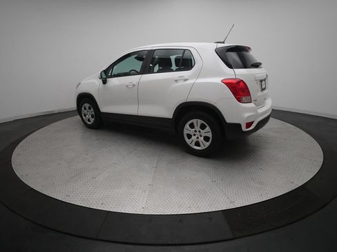 Used 2017 Chevrolet Trax LS FWD image 30